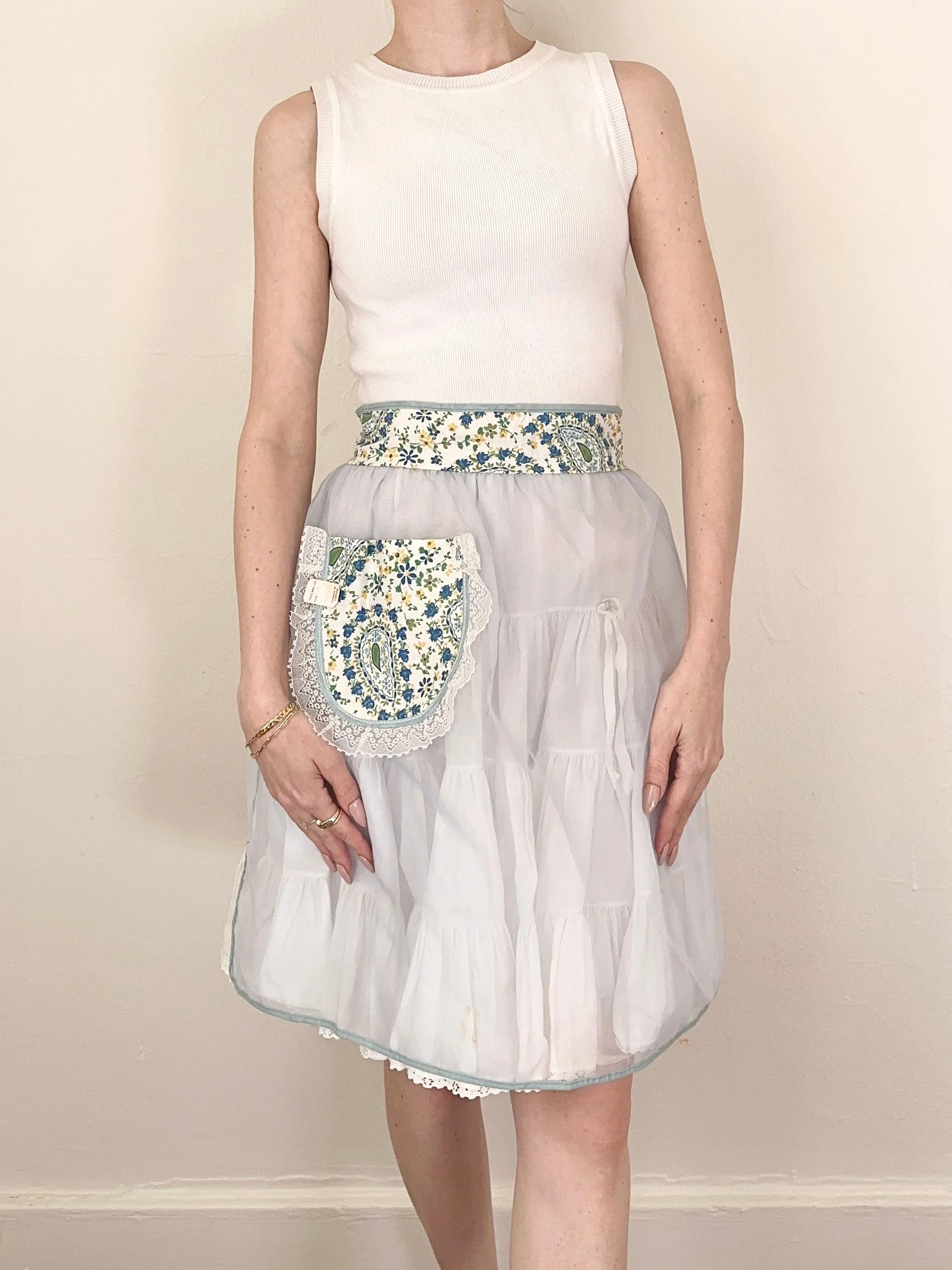 1950s Blue and White Paisley Apron