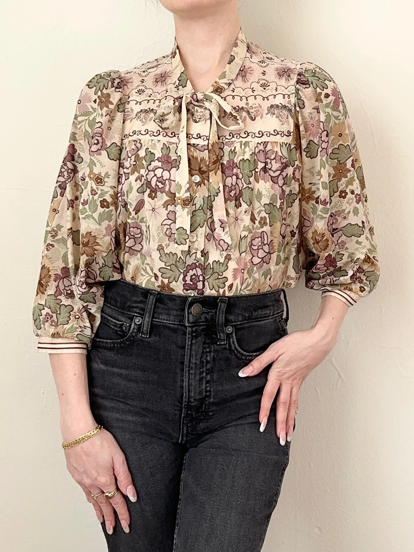 1970s Brown Floral Button Up Pussy Bow Blouse (M)