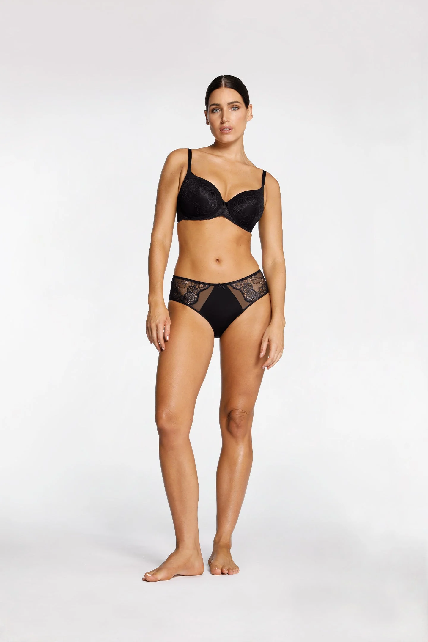 AMOUR CONTOUR BRA