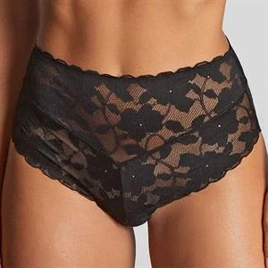 Amour Deep Brief