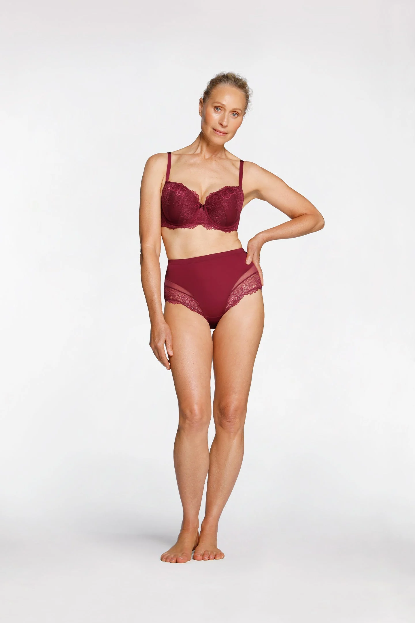 AMOUR LACE CONTOUR BRA