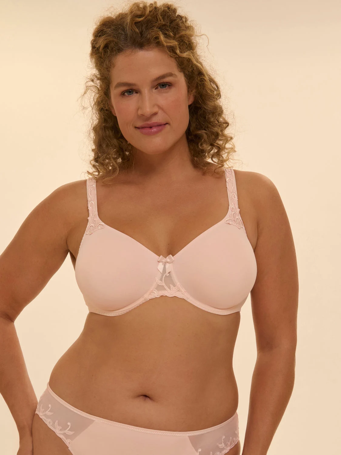 Andora Rigid Seamless Bra - BlushRegular price