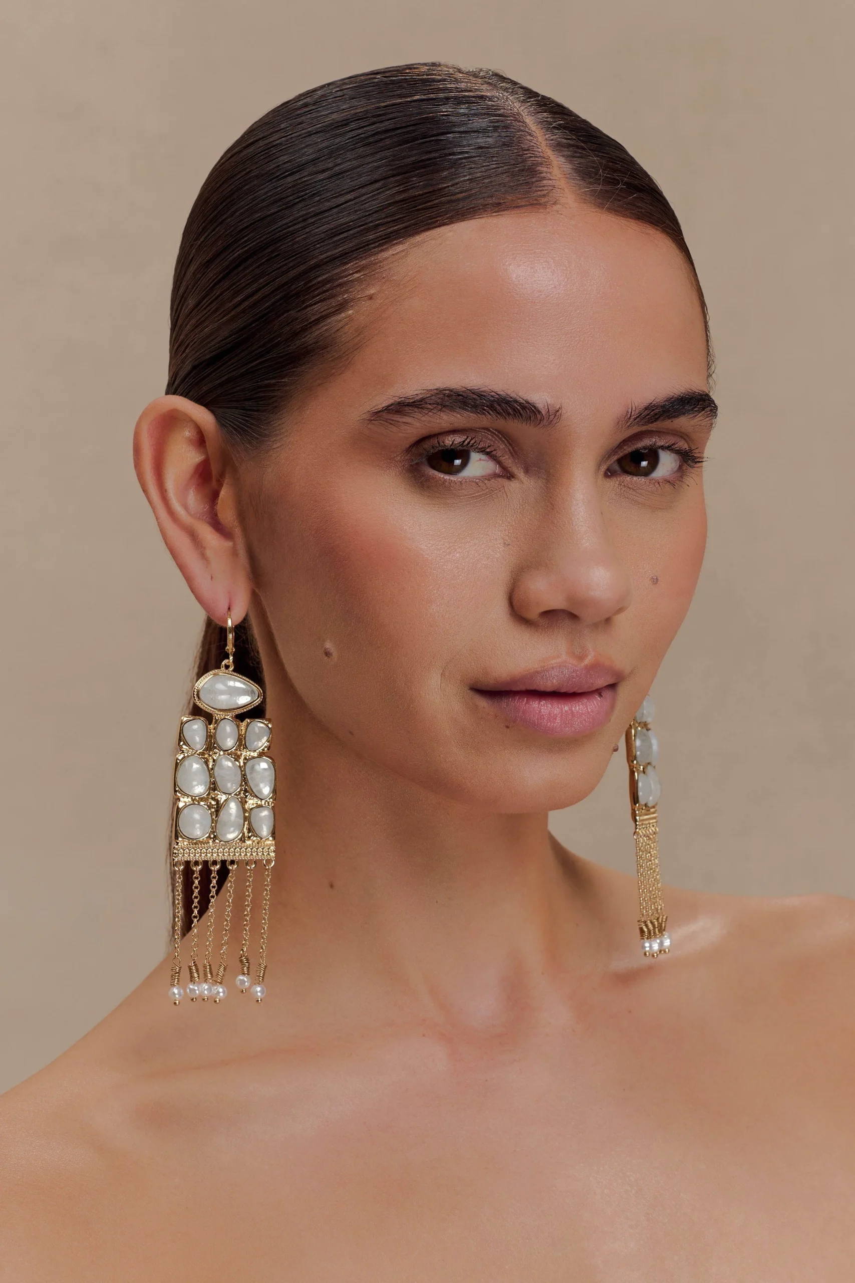 AnnikaFINAL SALEHorizontal Resin Drop Earrings - Gold