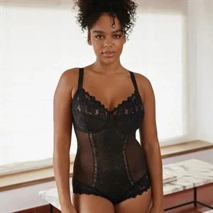 Arum Underwire Lace Bodysuit