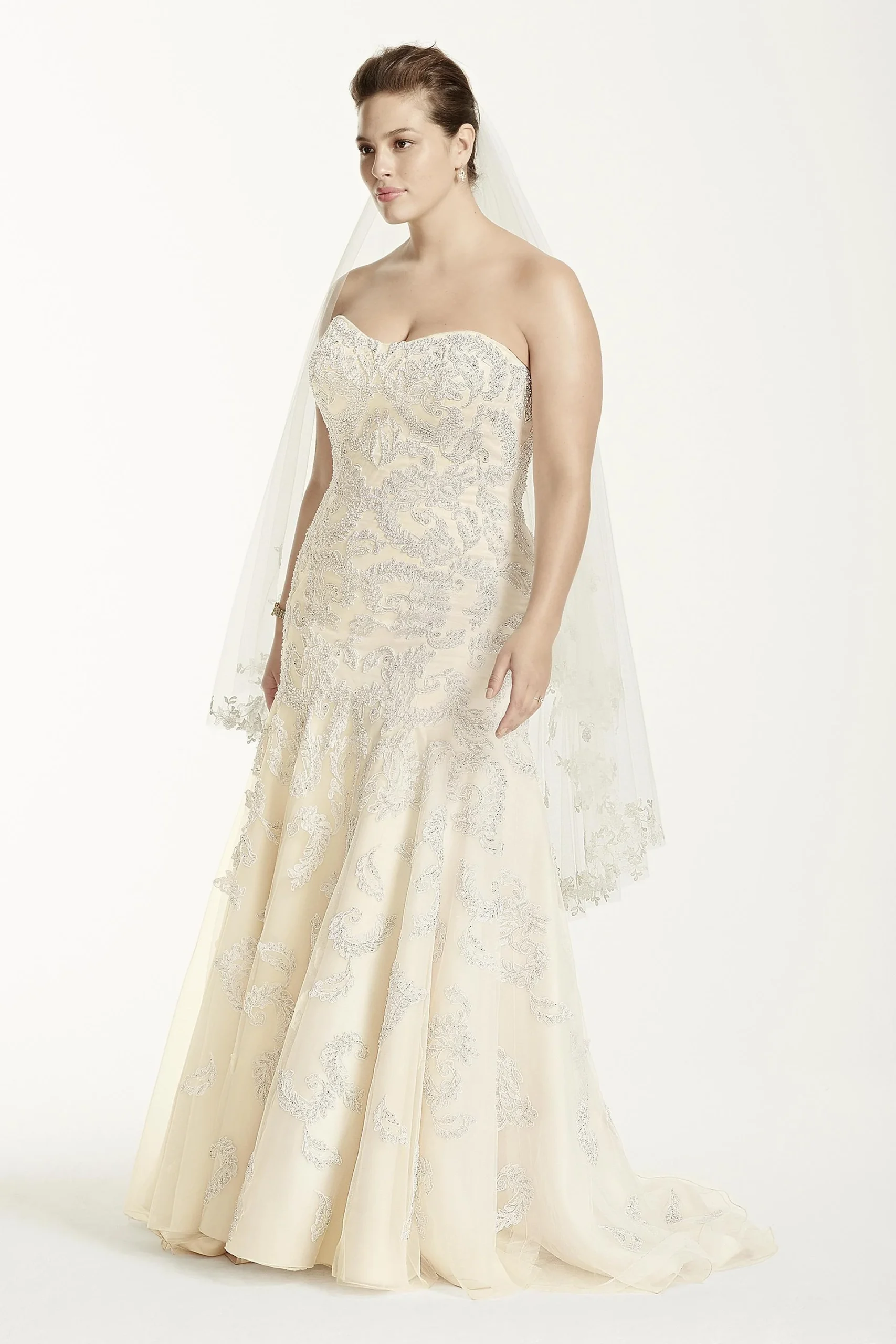As-Is Lace Plus Size Trumpet Beaded Wedding Dress