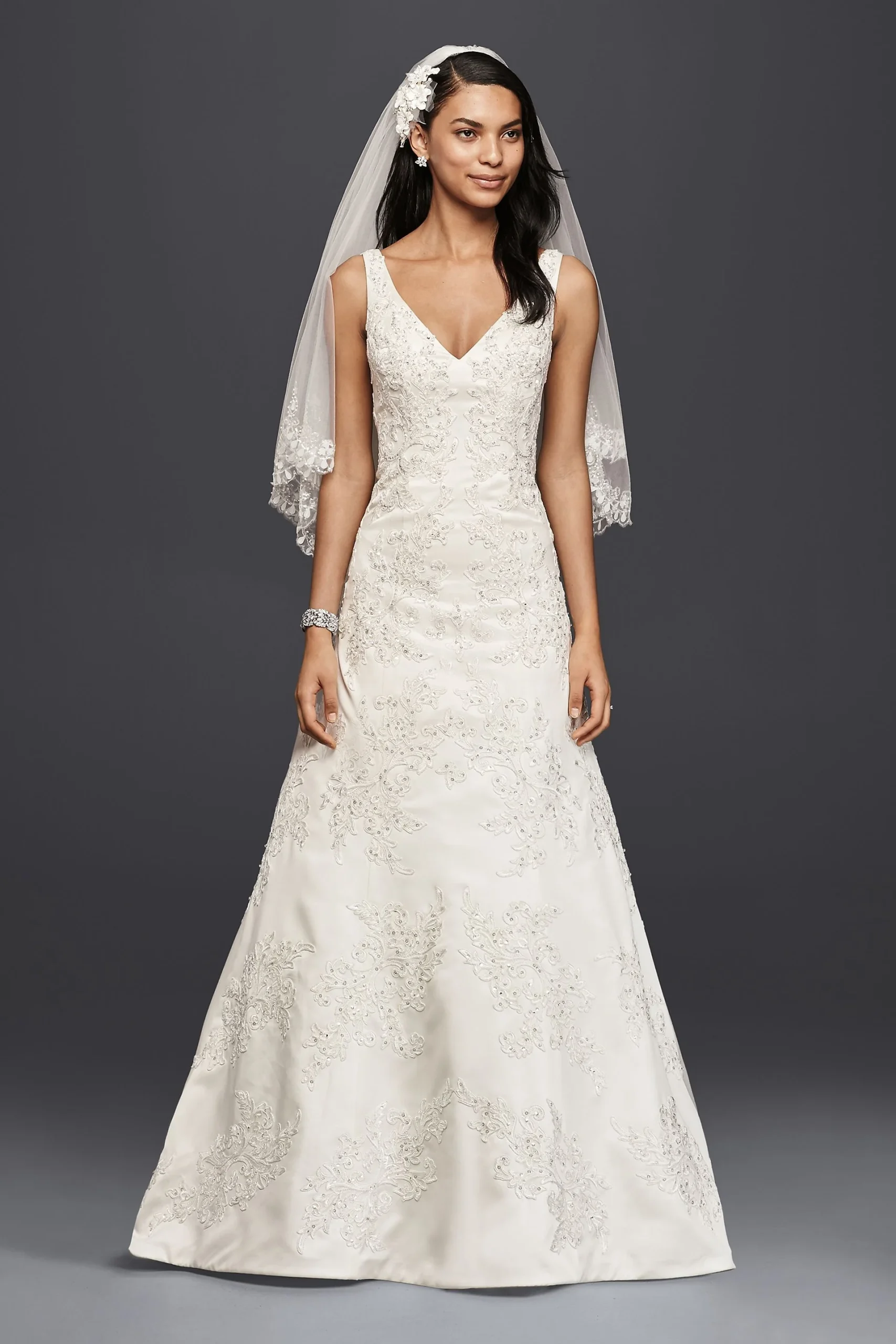 As-Is V-Neck Lace A-Line Wedding Dress
