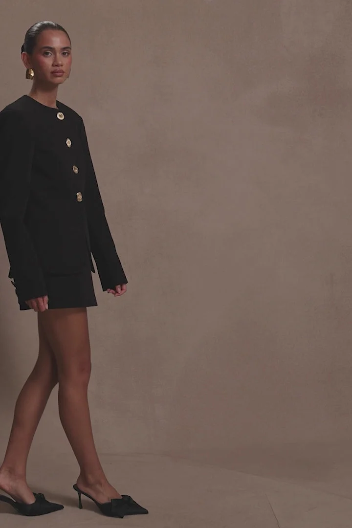 AsiaFINAL SALEMixed Button Blazer - Black
