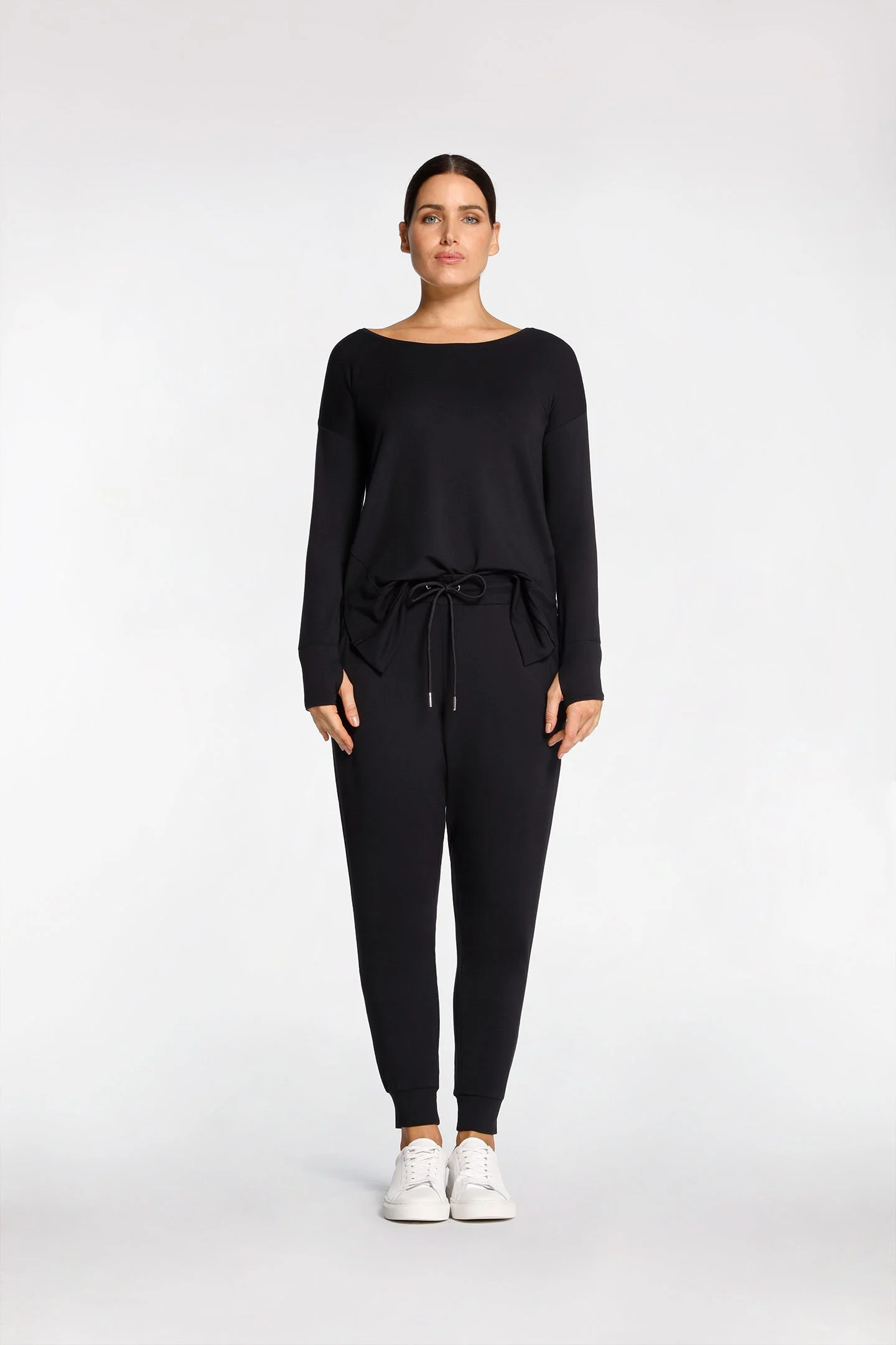 ATHLEISURE SWEATER