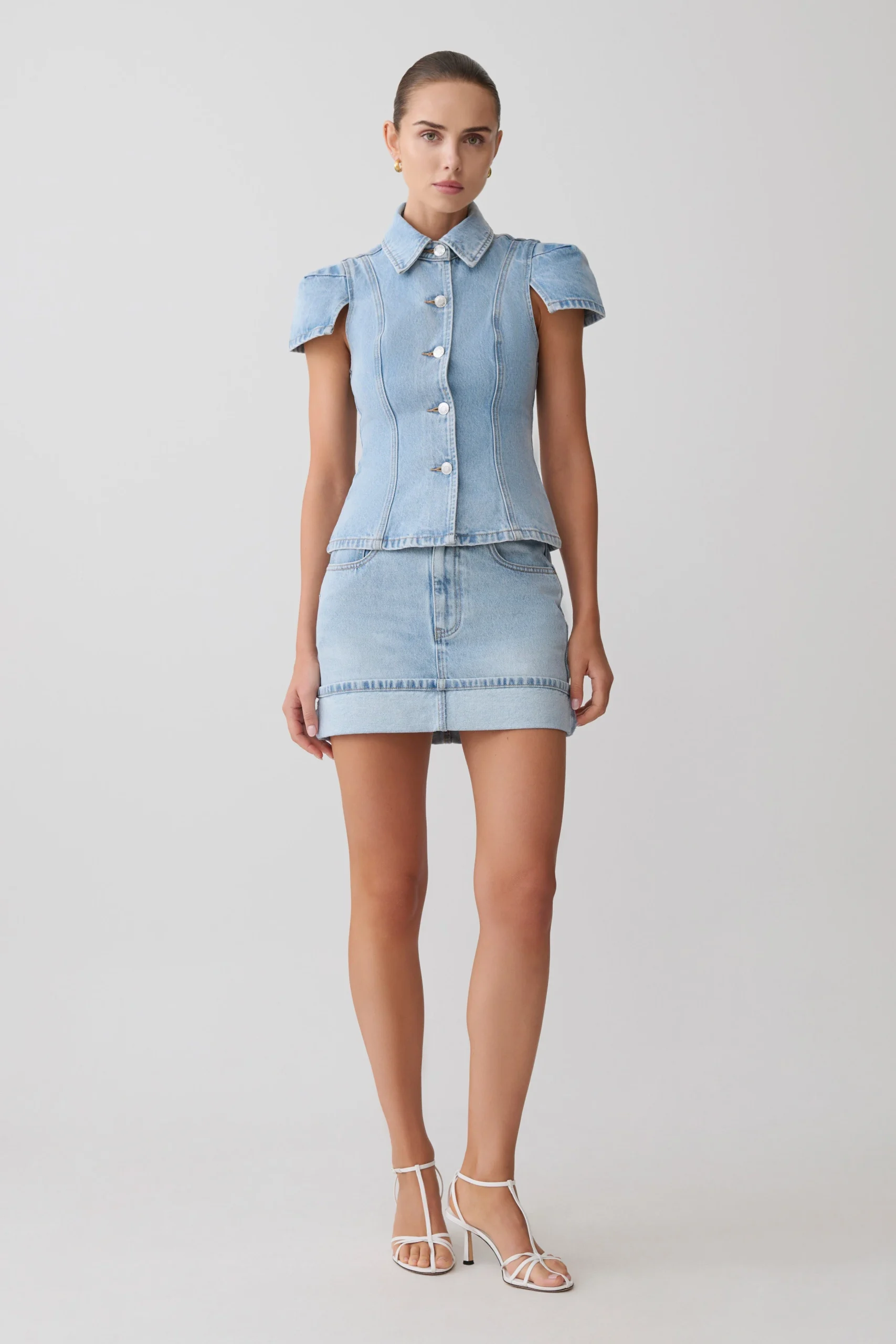 BentlyShort Sleeve Denim Top - Washed Light Blue