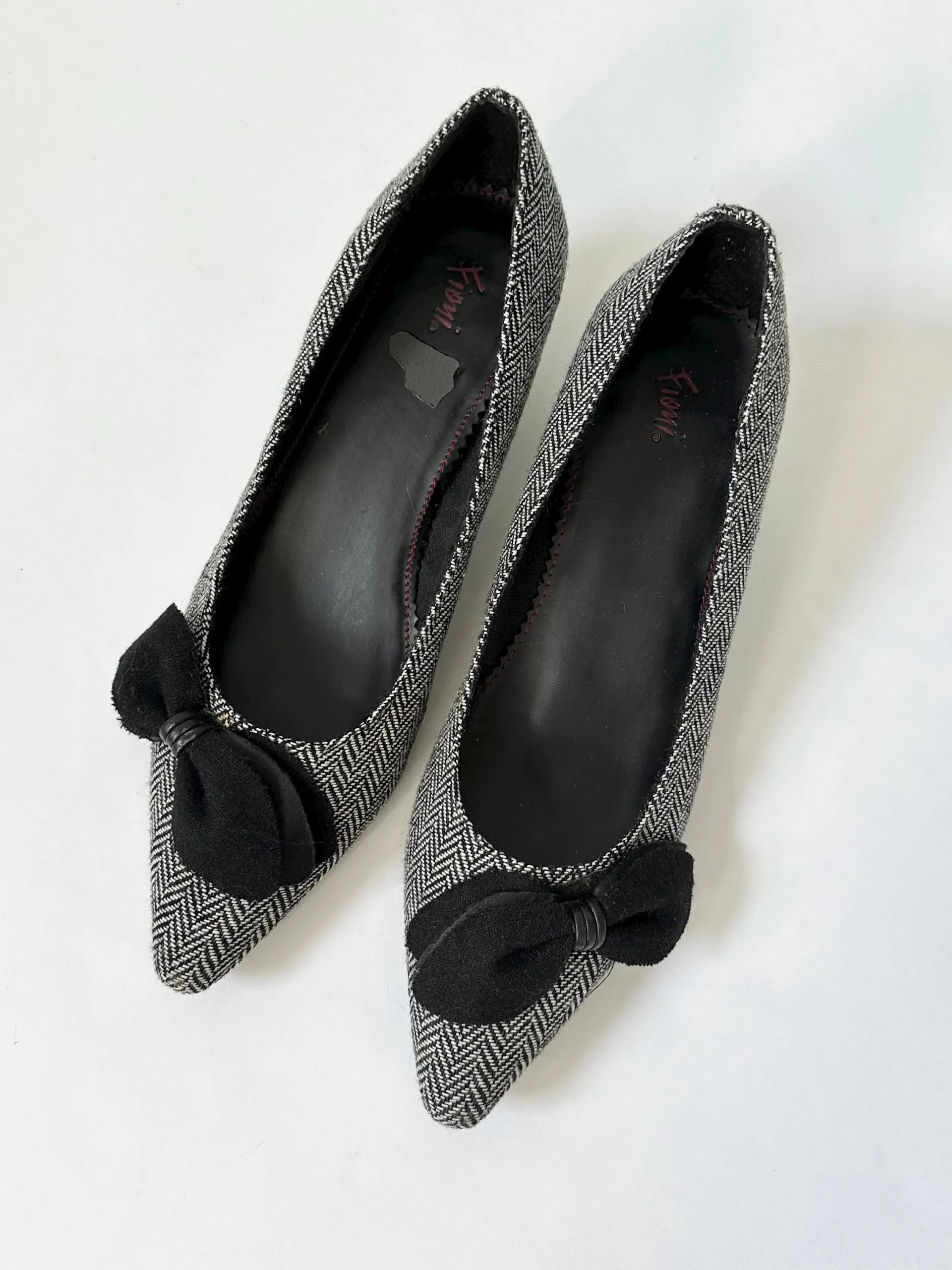 Black Bow Tweed Kitten Heel Pumps (7.5)