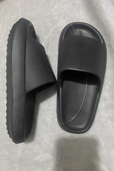 Black Chunky Comfort Foam Sliders – Marion