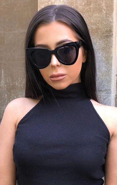 Black Thick Frame Oversized Sunglasses - Saria