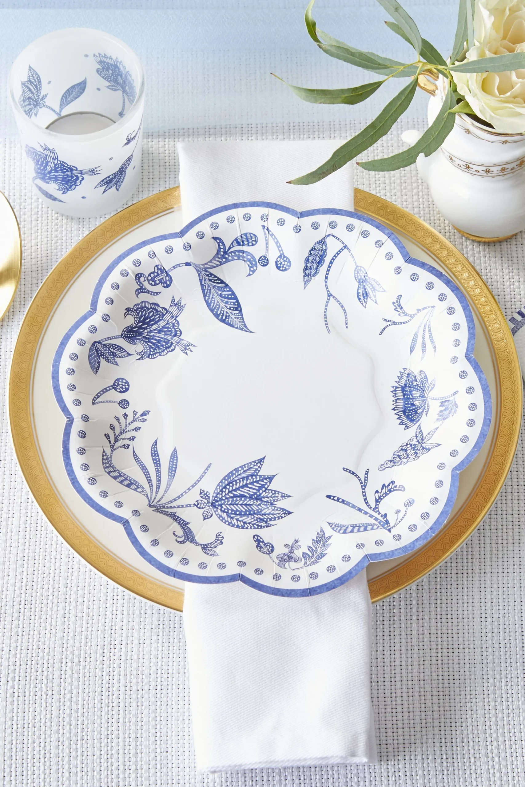 Blue Willow 7-Inch Premium Paper Plates