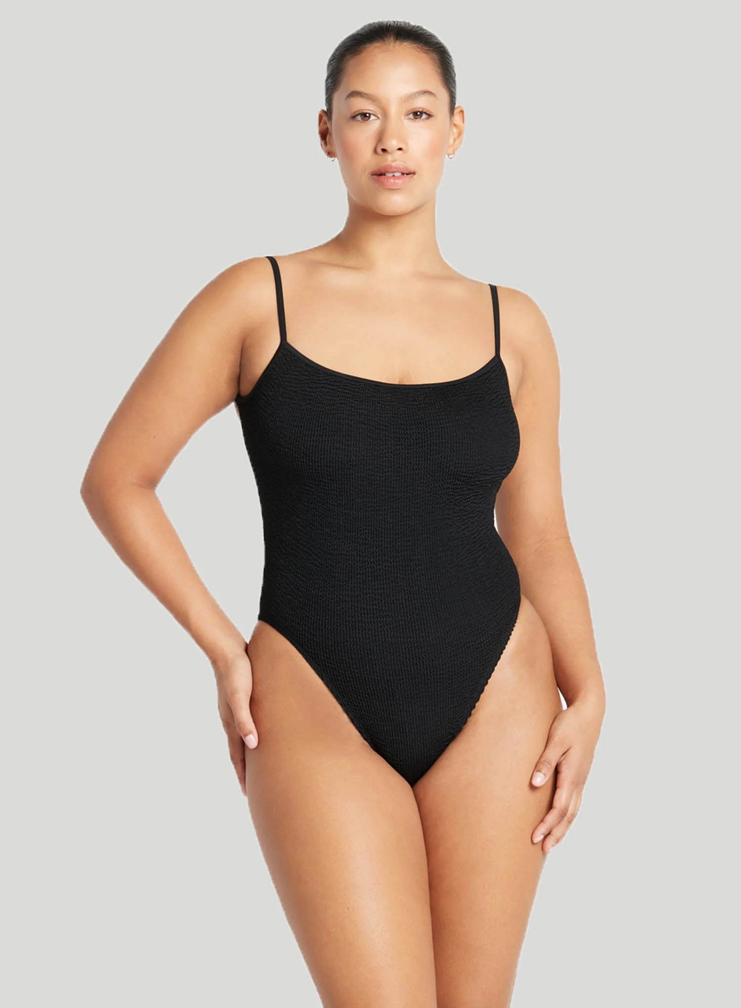 Bond Eye: Low Palace One Piece Black