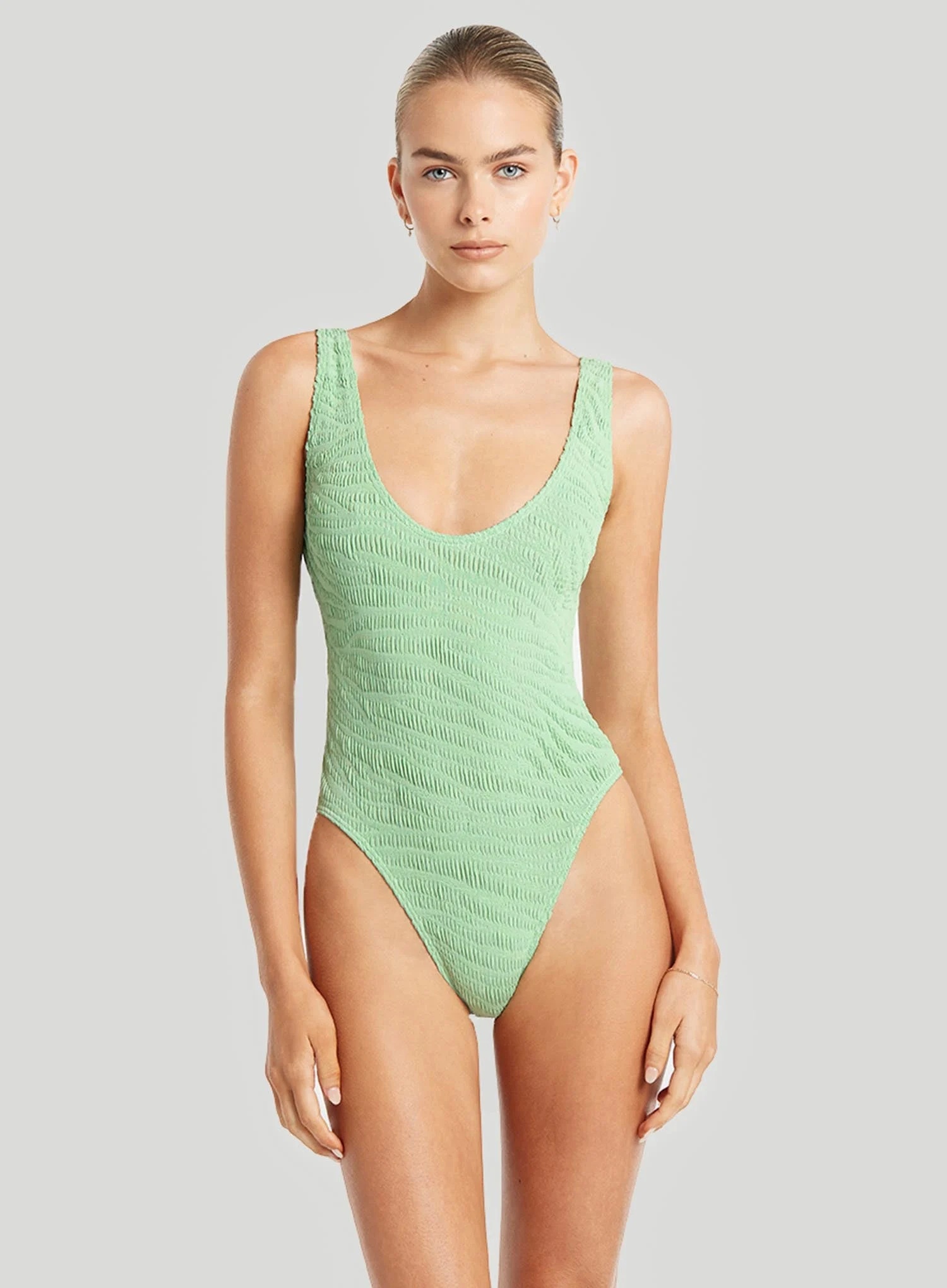 Bond Eye: The Mara One Piece Mint Tiger