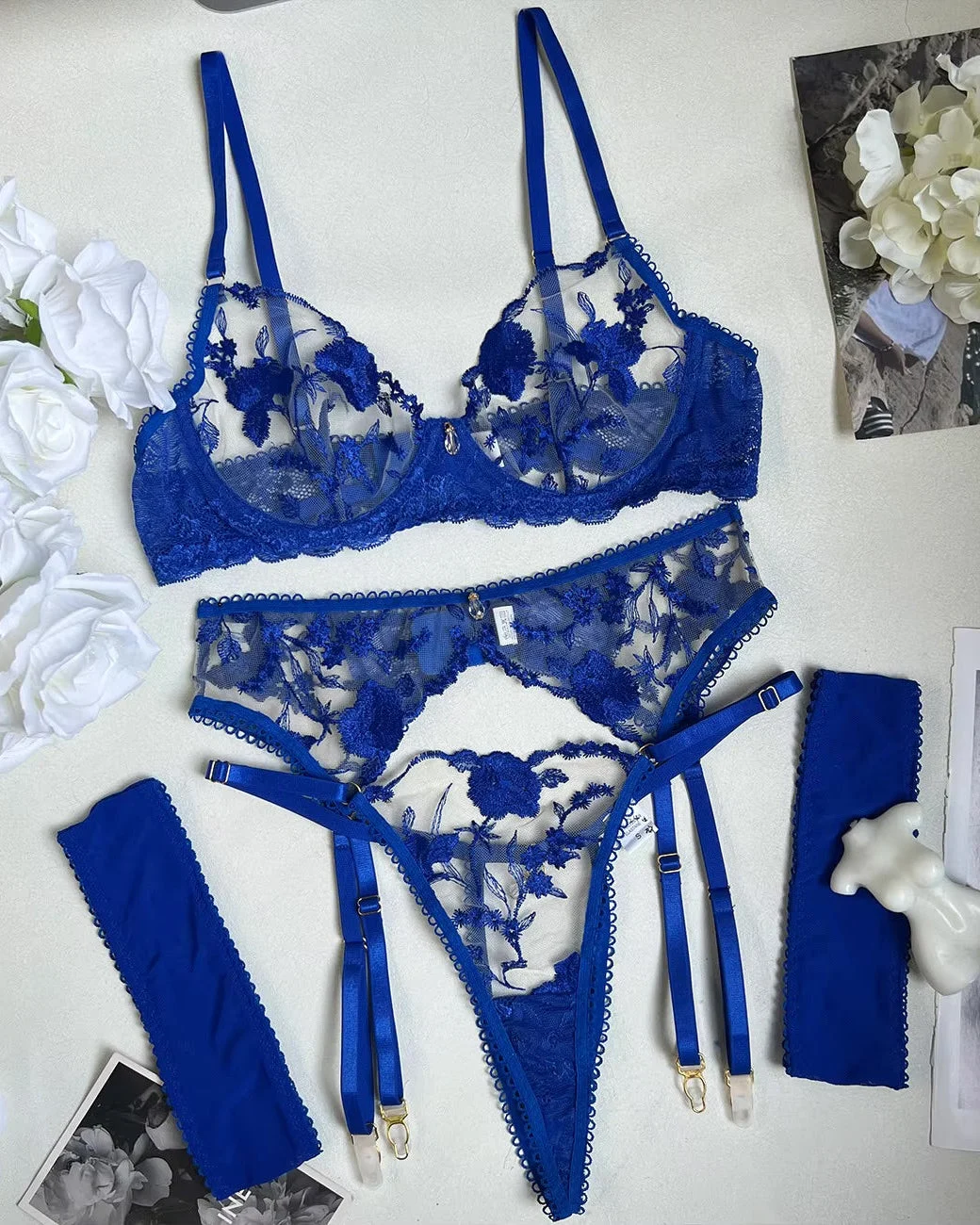 A Bright Future - 4 Piece Blue Lace Embroidered Lingerie Set