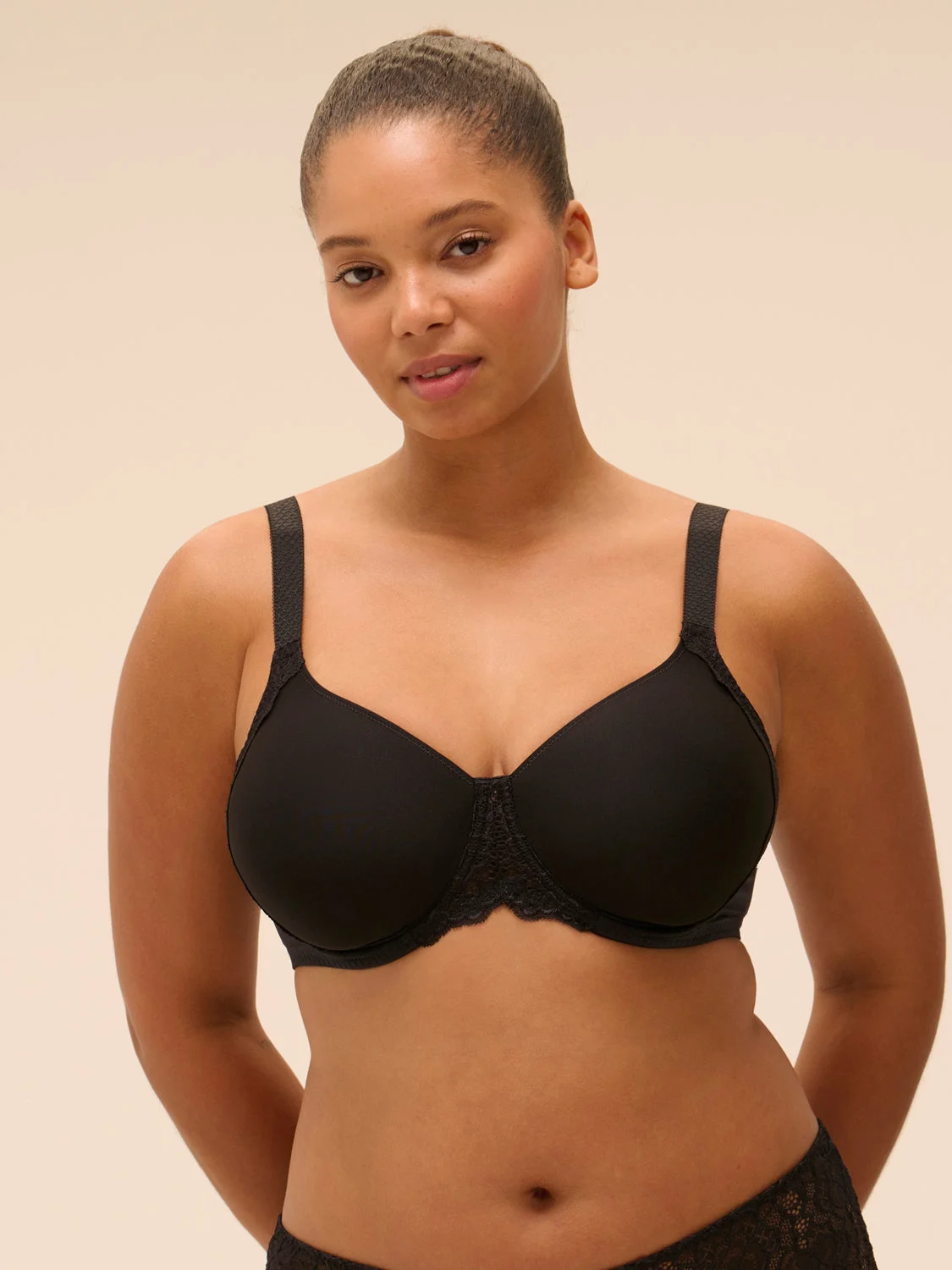 Caresse Rigid Seamless Bra - BlackRegular price
