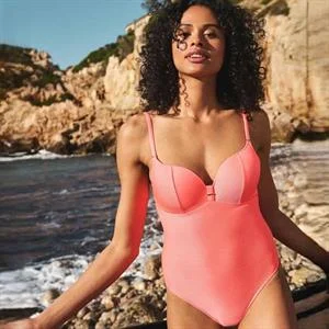 Cassie Padded Heartshape Swimsuit