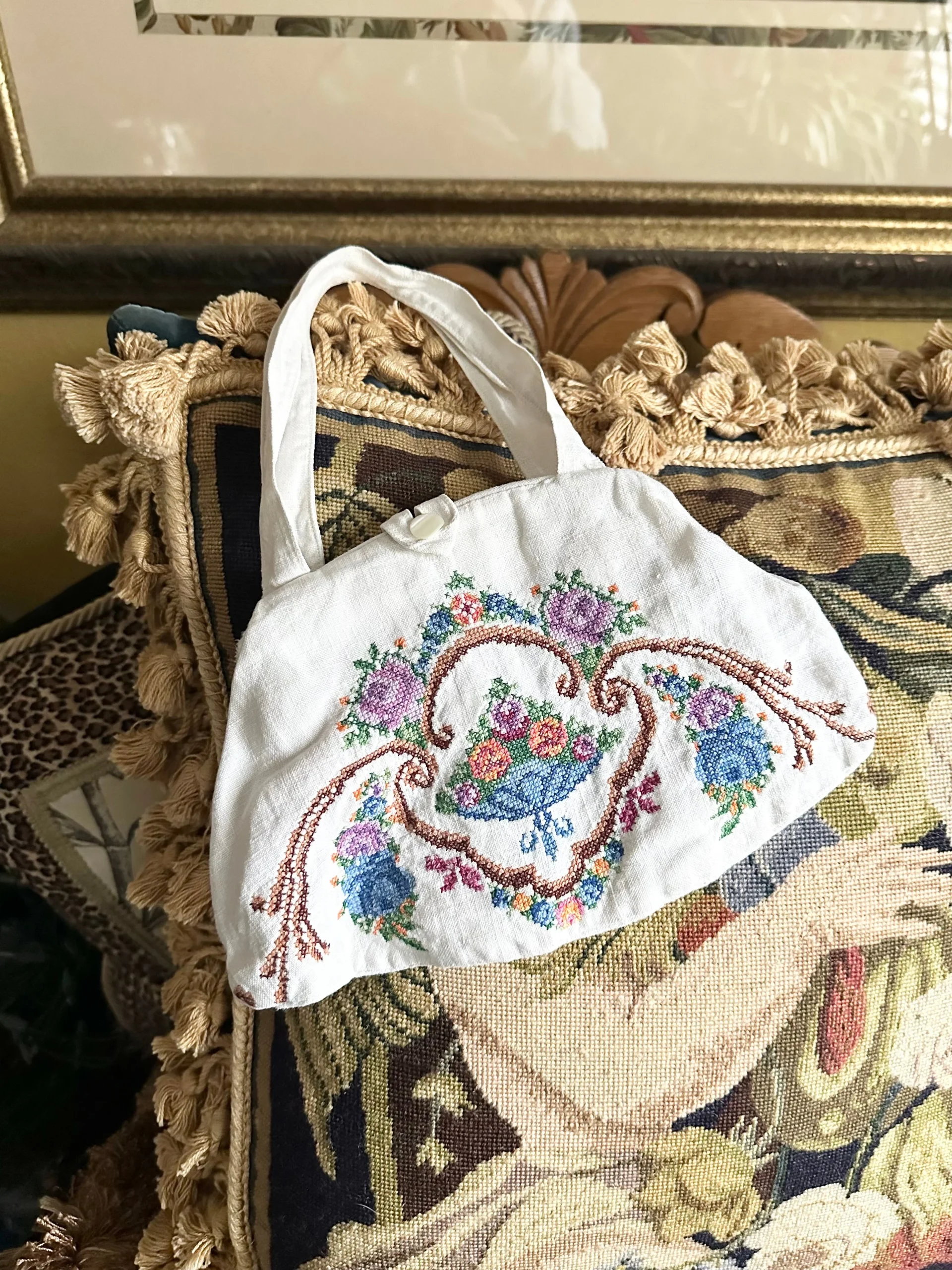 Colorful Embroidered White Linen Purse