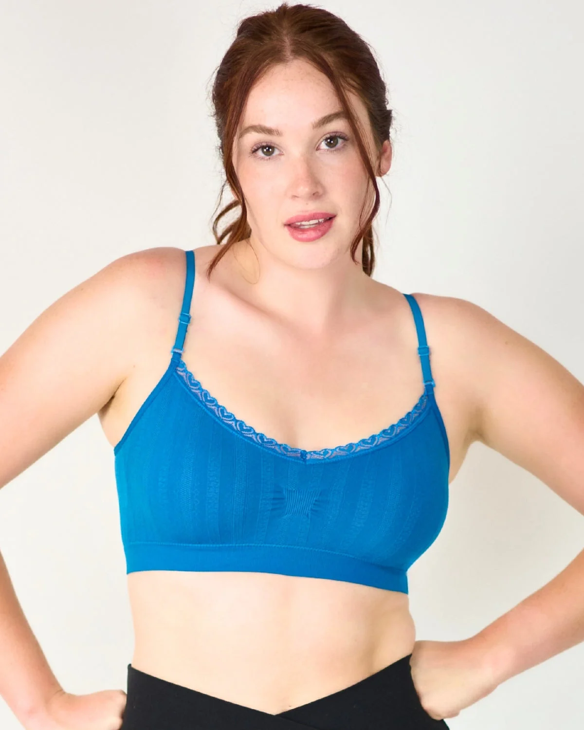 Coobie V-Neck Sweet Heart Lace Bra 9045