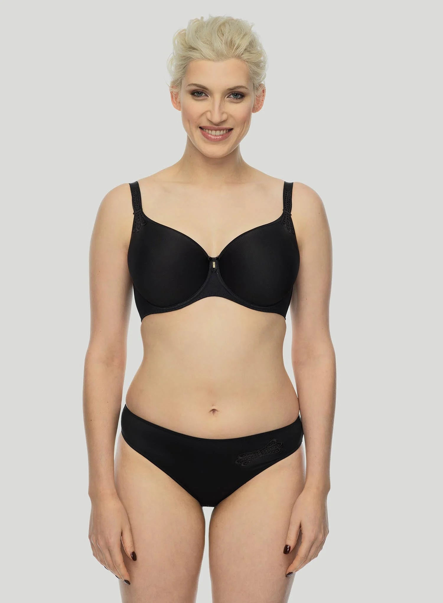 Corin: Virginia Spacer Bra Black