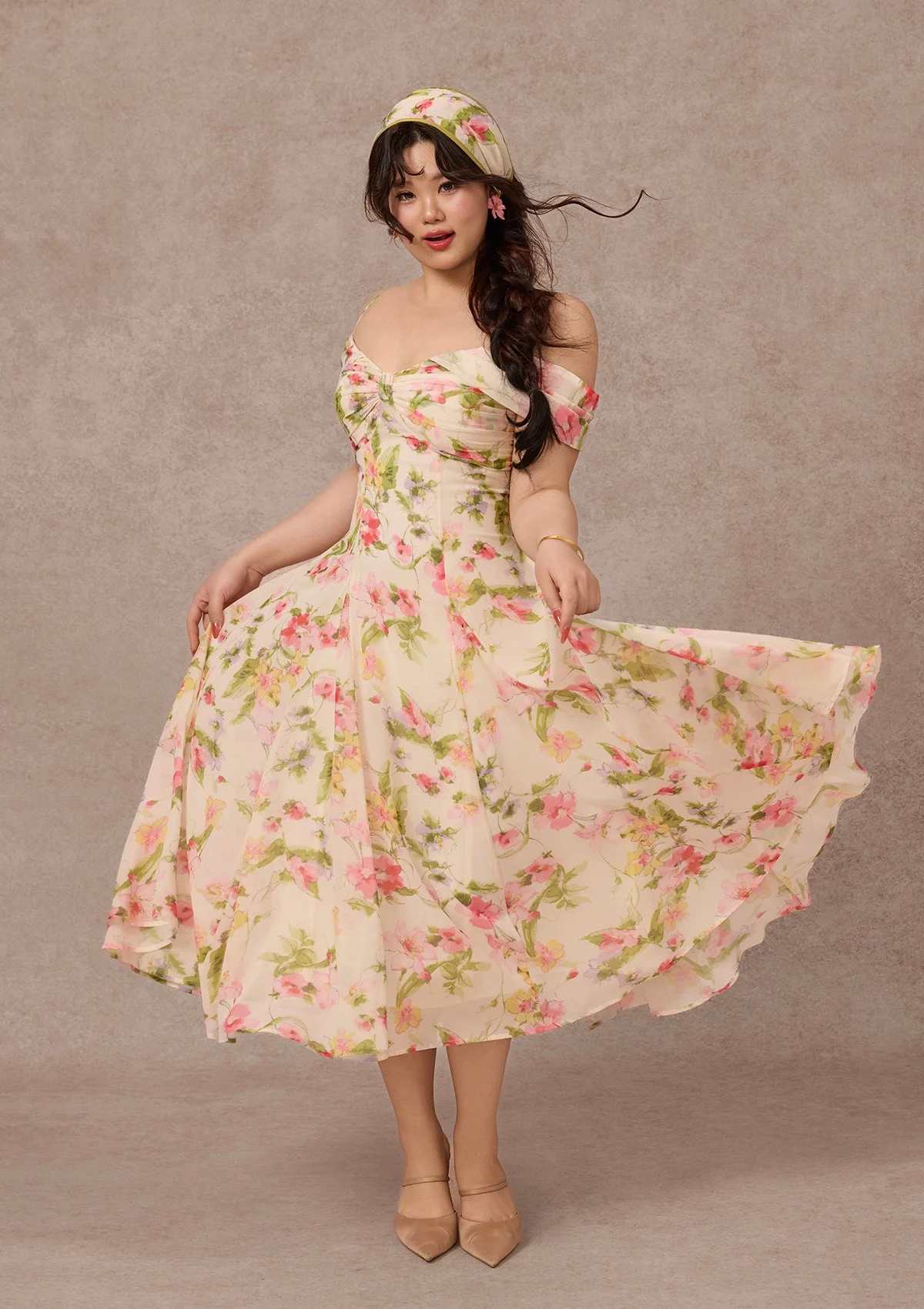 Curve&Plus Spring in Amalfi Dress