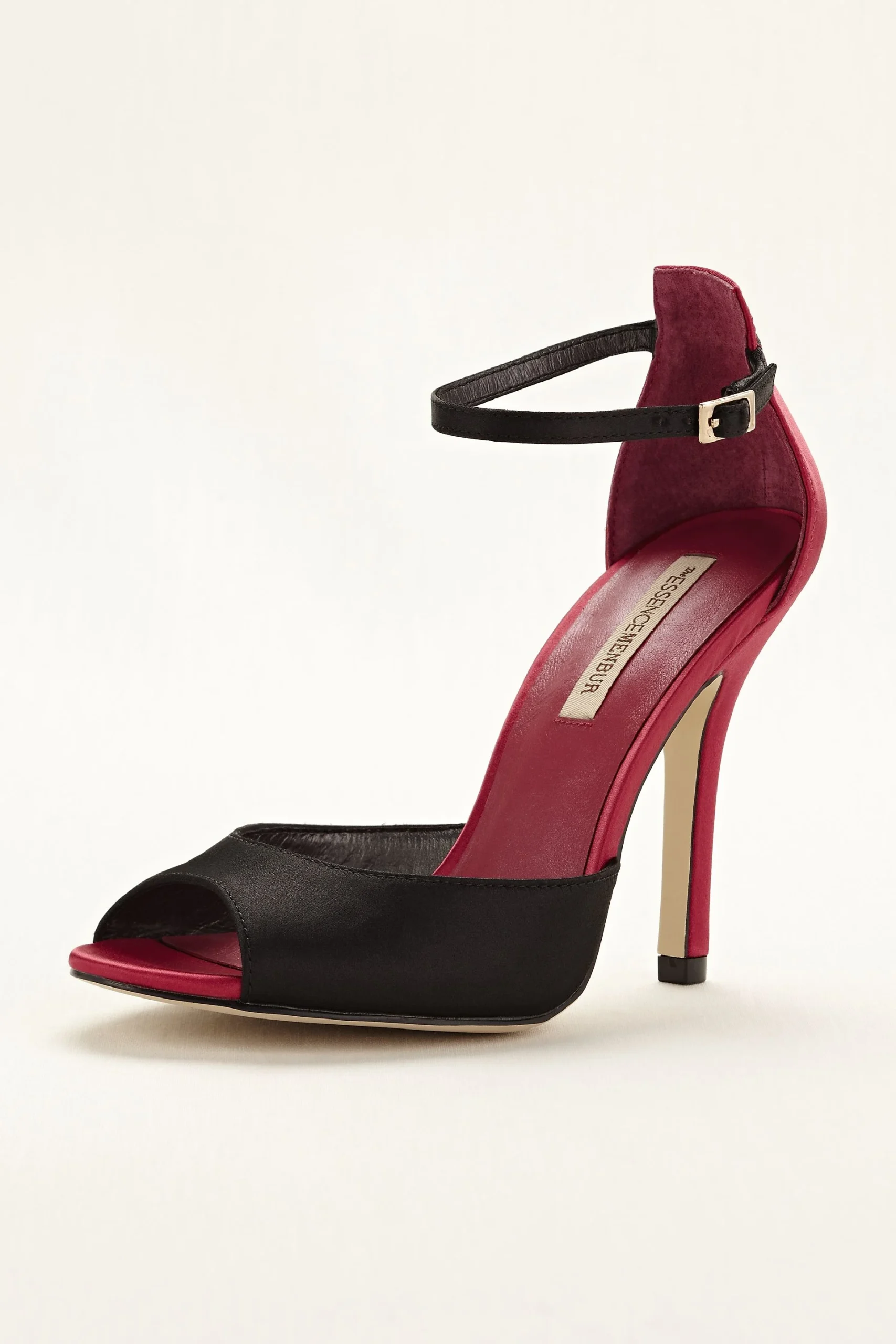 Dao Color Block Sandal by Menbur