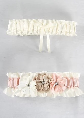 DB Exclusive Perfect Petals Garter Set