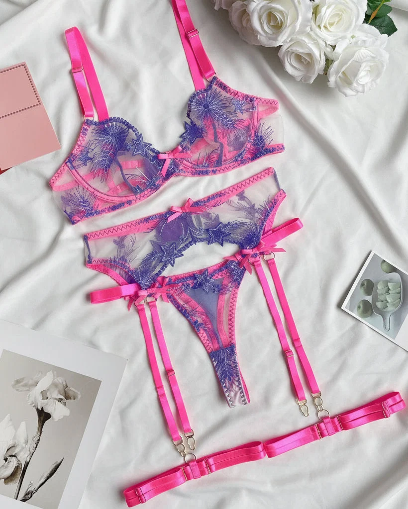 Electric Bubbleyum Lace Bra, G-String & Garter Set