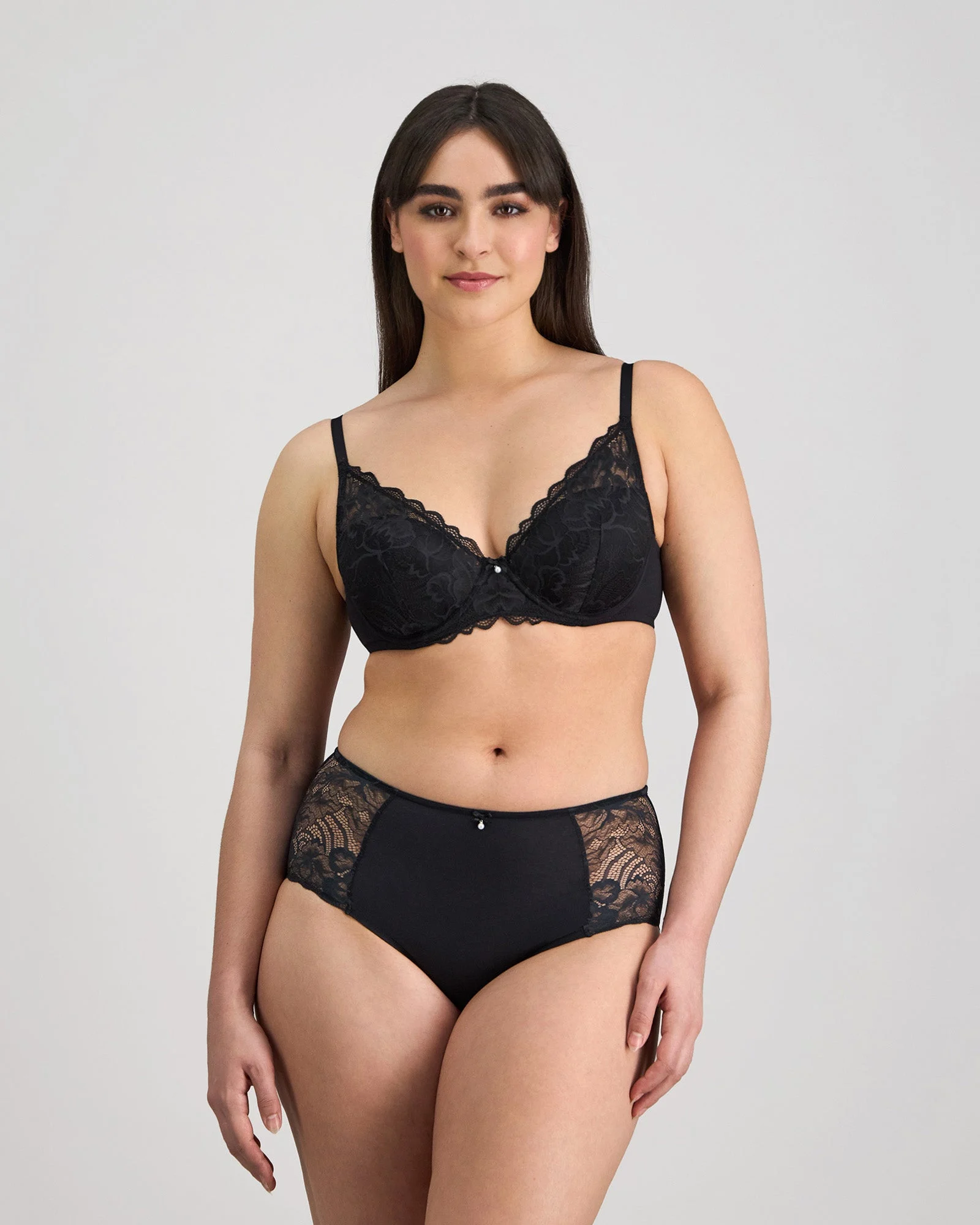 Embrace Underwire Contour Bra