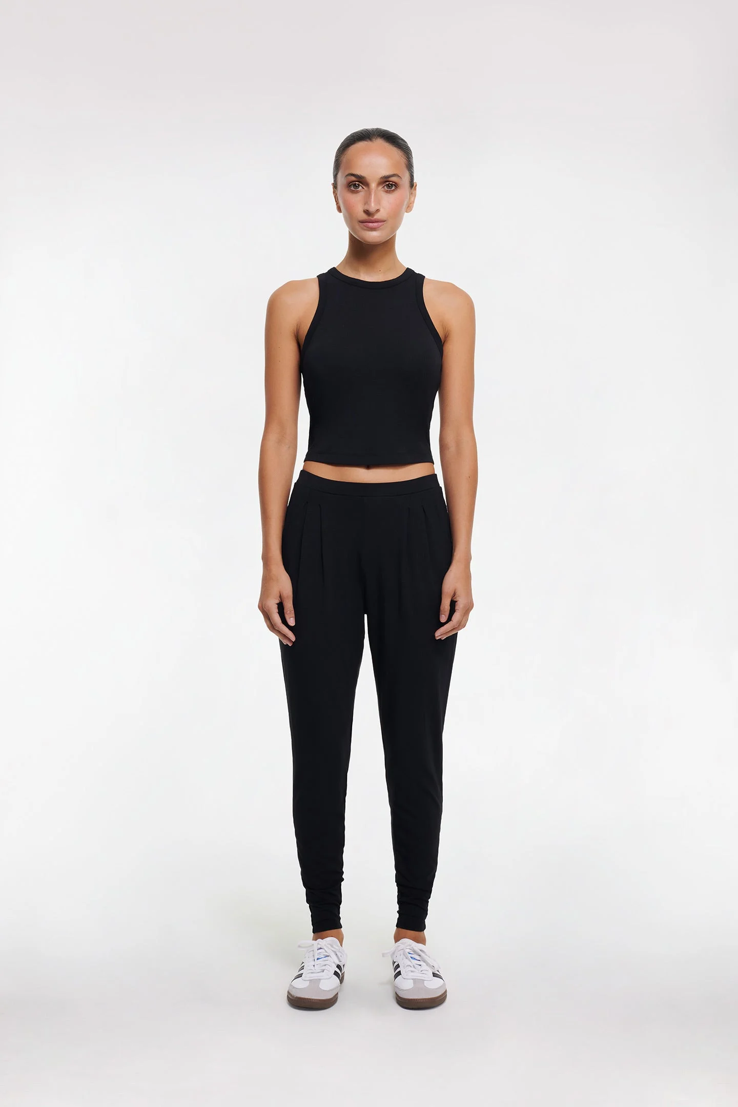 ESSENTIAL PANT