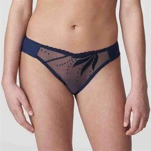 Etoile Rio Brief