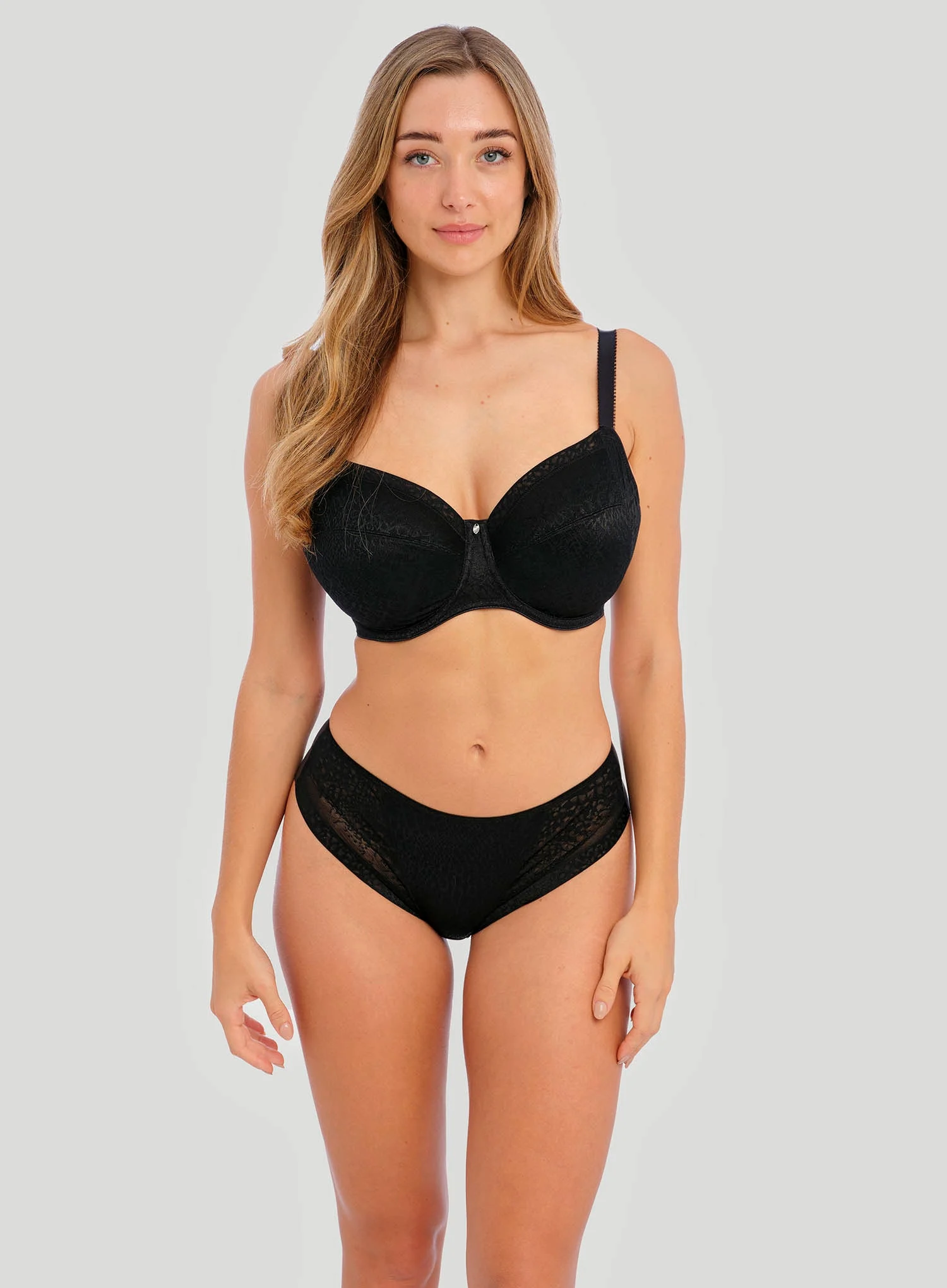 Fantasie: Envisage Brief Black