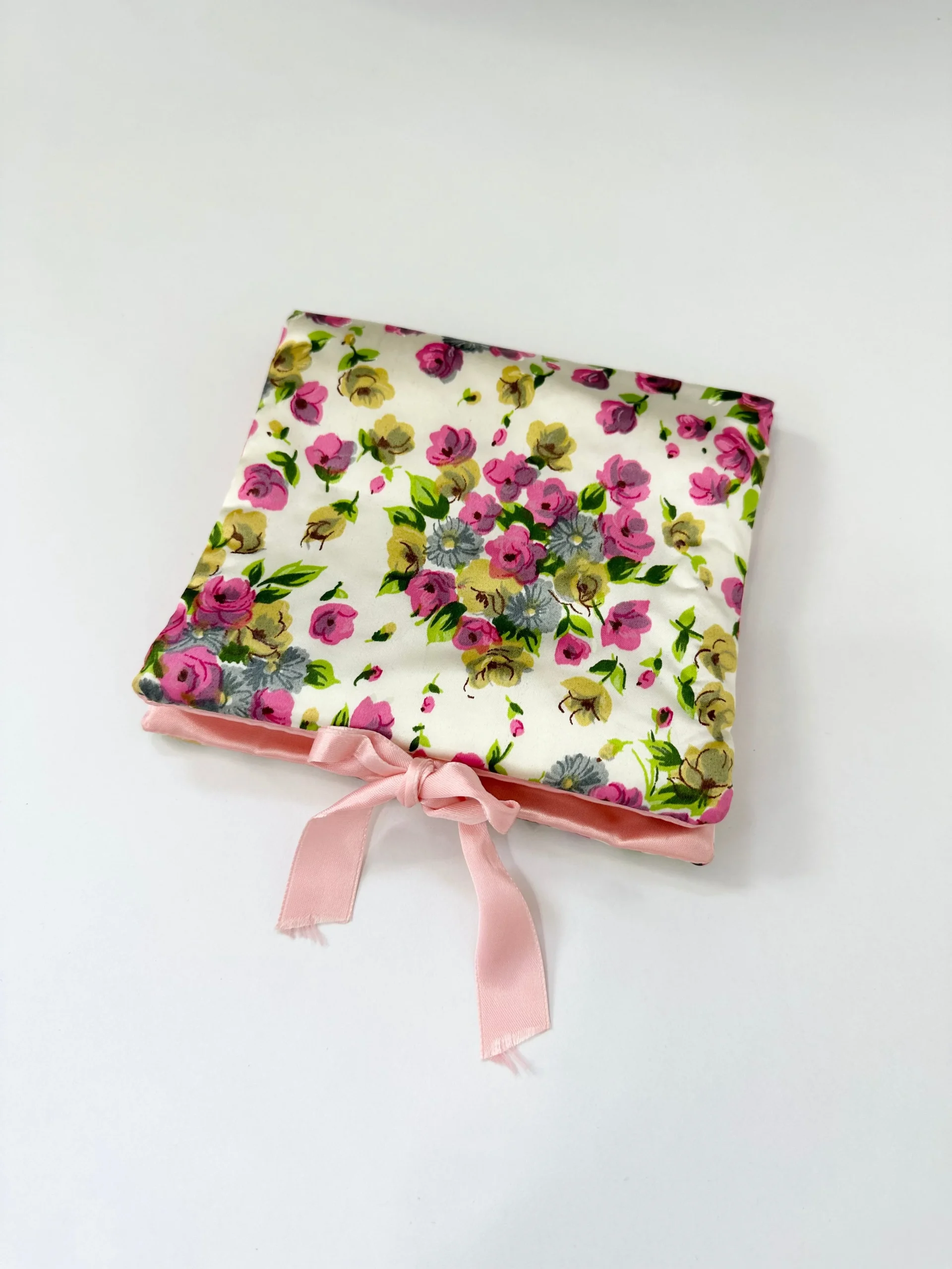 Floral Satin 40s/50s Lingerie Bag