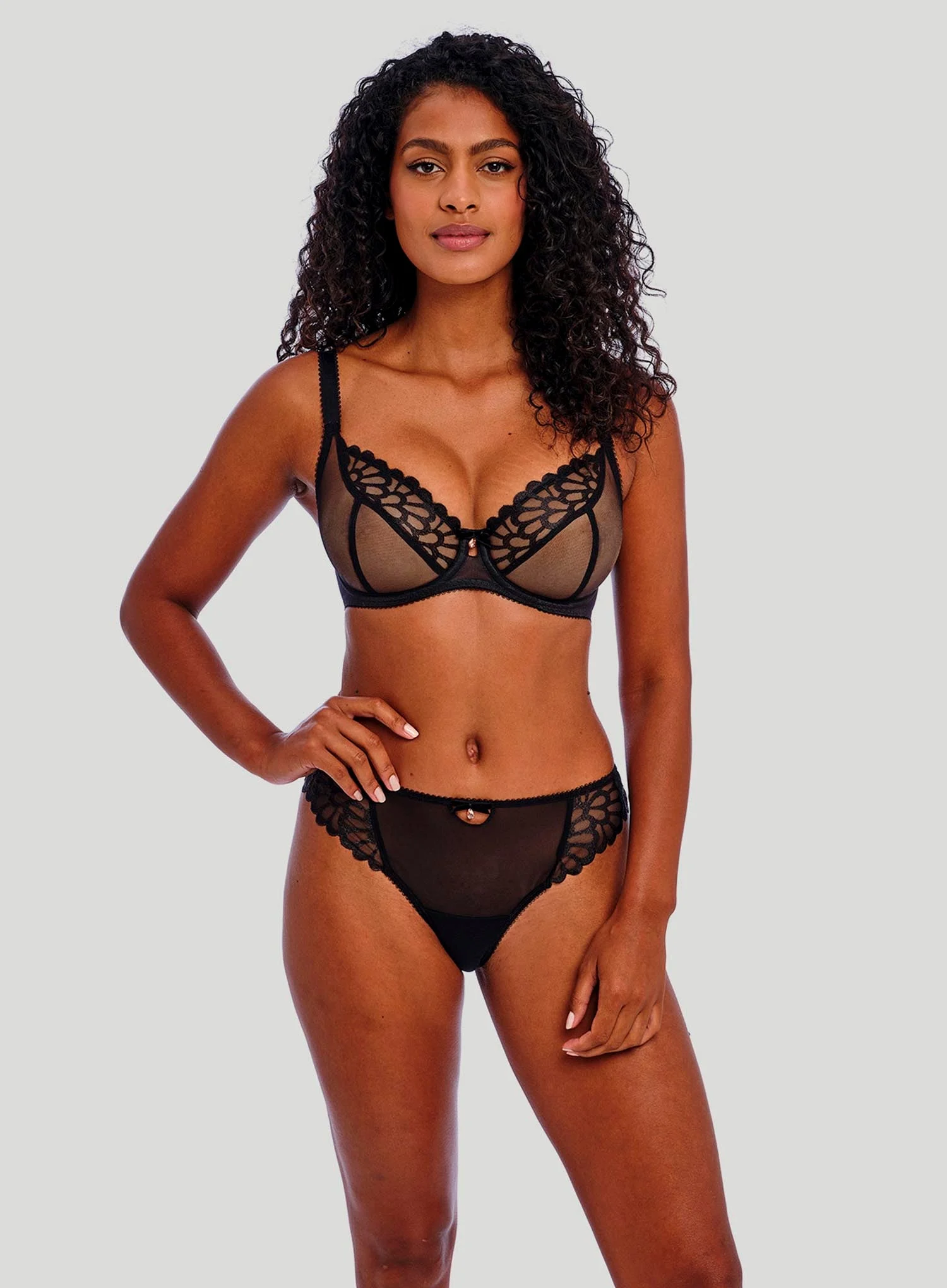 Freya: Loveland Brief Bombshell Black