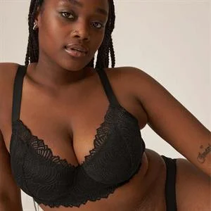 The Friday Recycled Lace Lined Underwire Bra