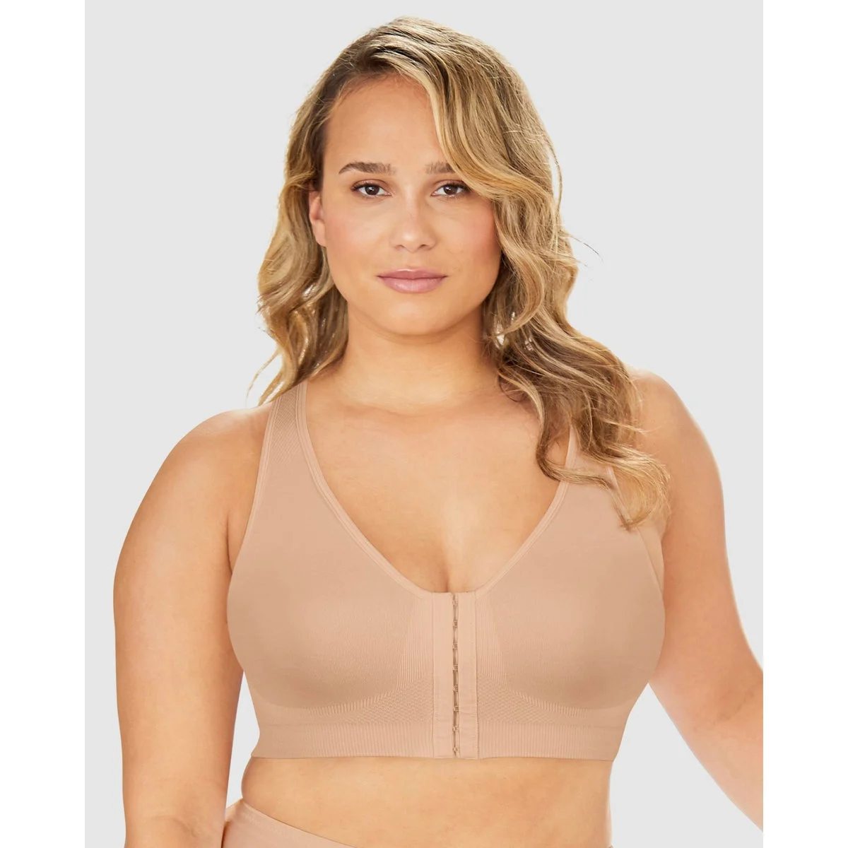 Fully Seamless Wirefree Front Close Bra