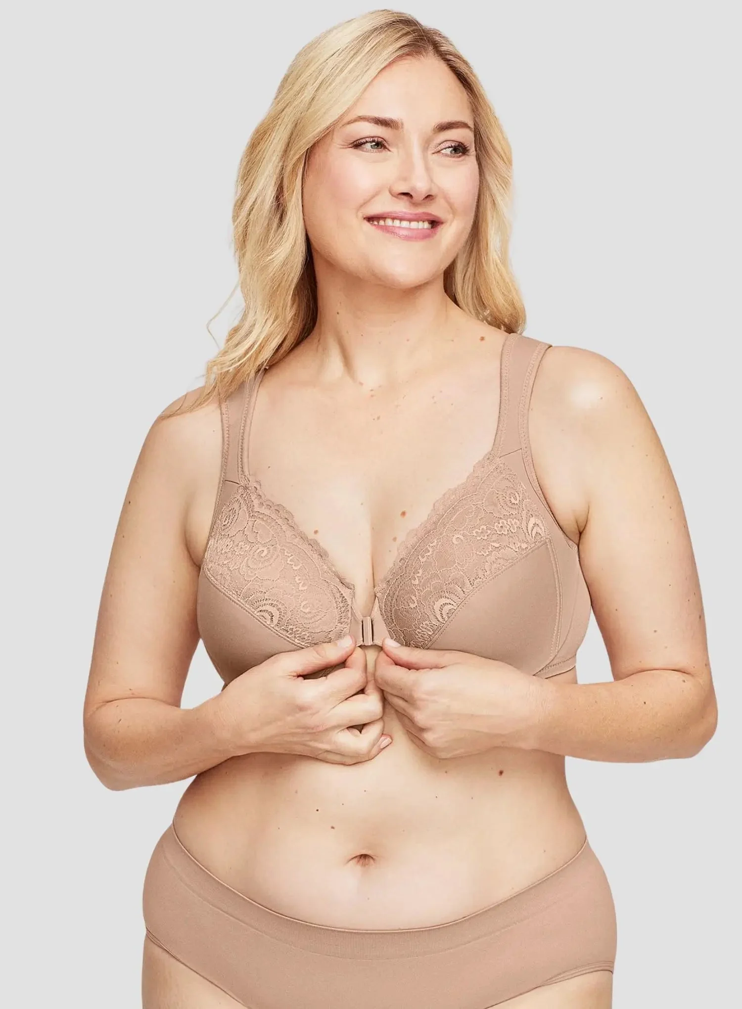 Glamorise: Elegance Front Close Wonderwire Bra Cafe