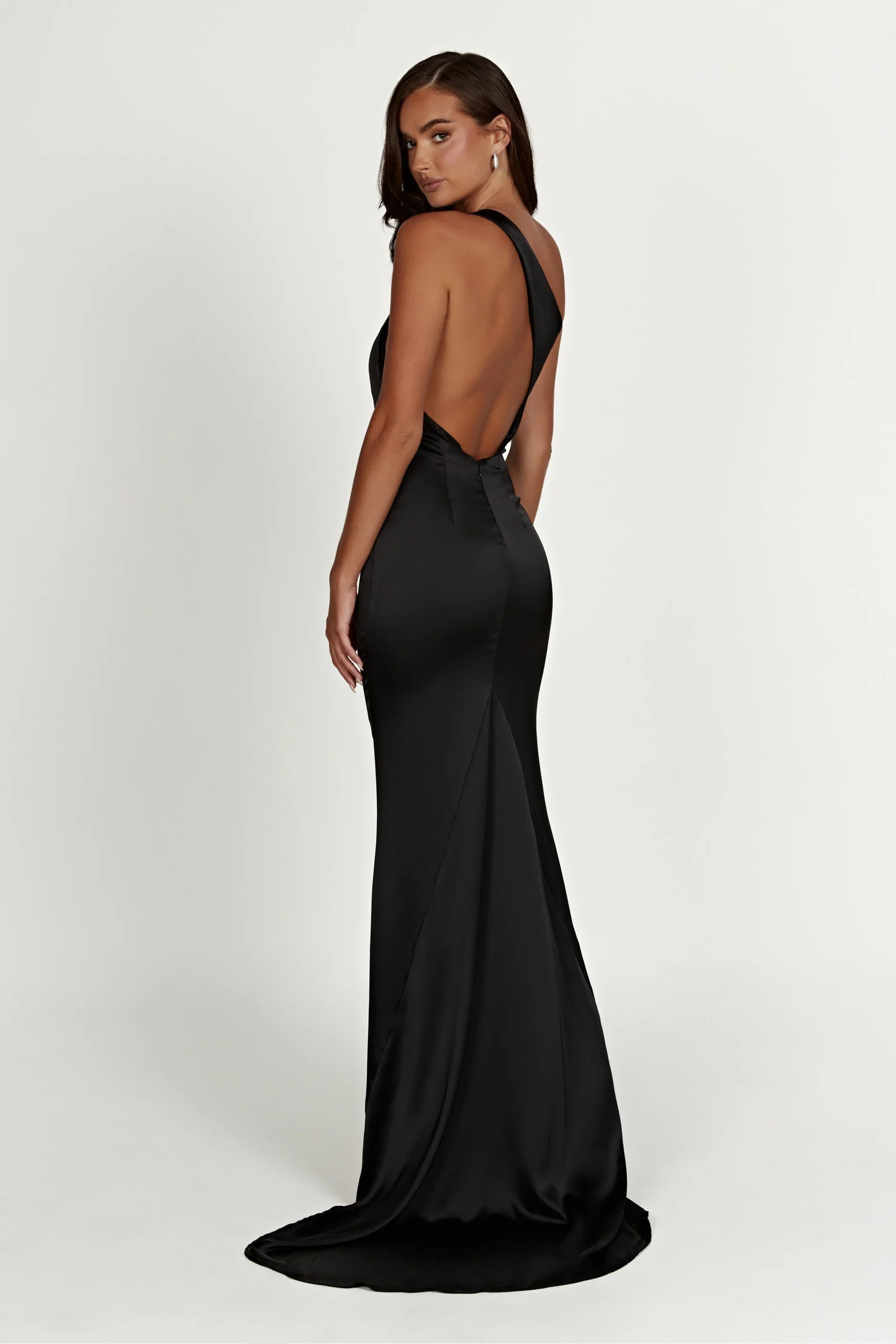 HarperOne Shoulder Gown - Black