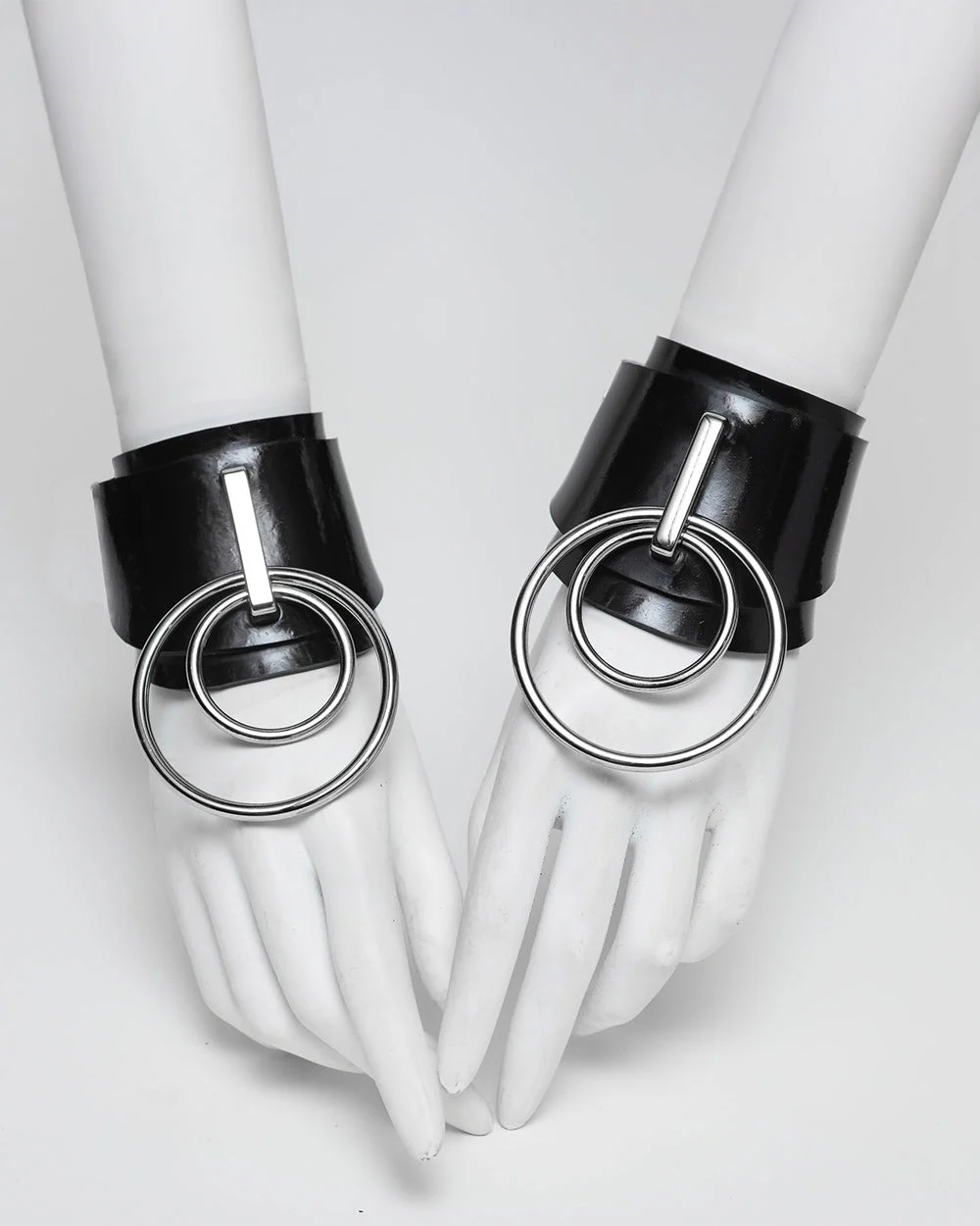Ilaria Rubber Wrist Cuffs