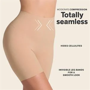 InvisiPlunge Shapewear Short