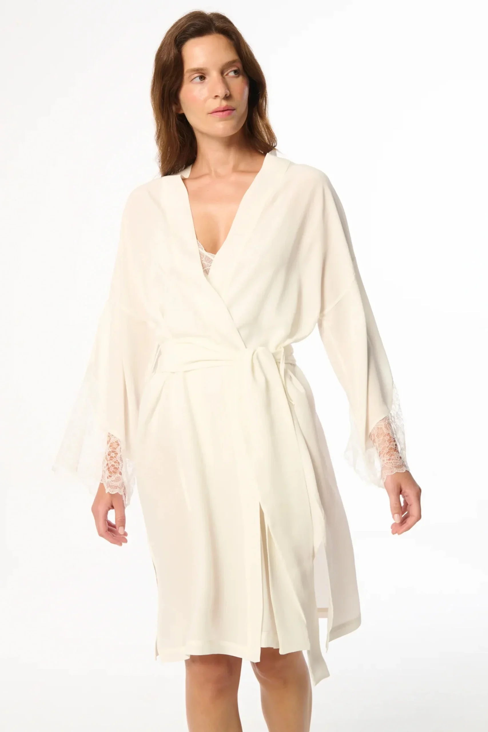 Jasmine Silk and Lace Robe