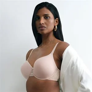 Jolie Covering Memory Bra