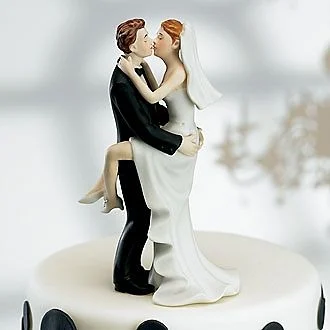 Kissing Couple Cake Topper