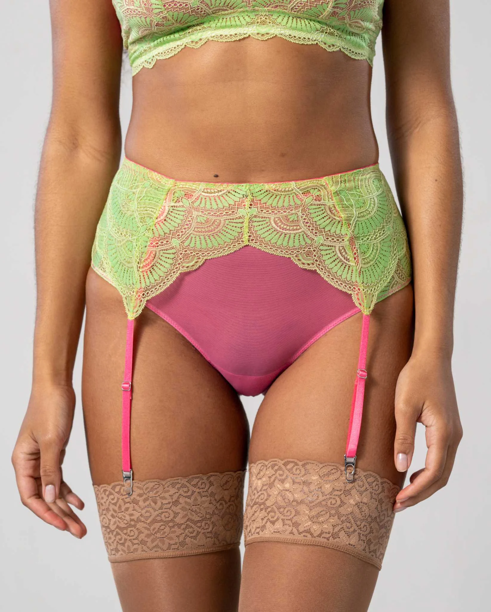 Lace Suspender