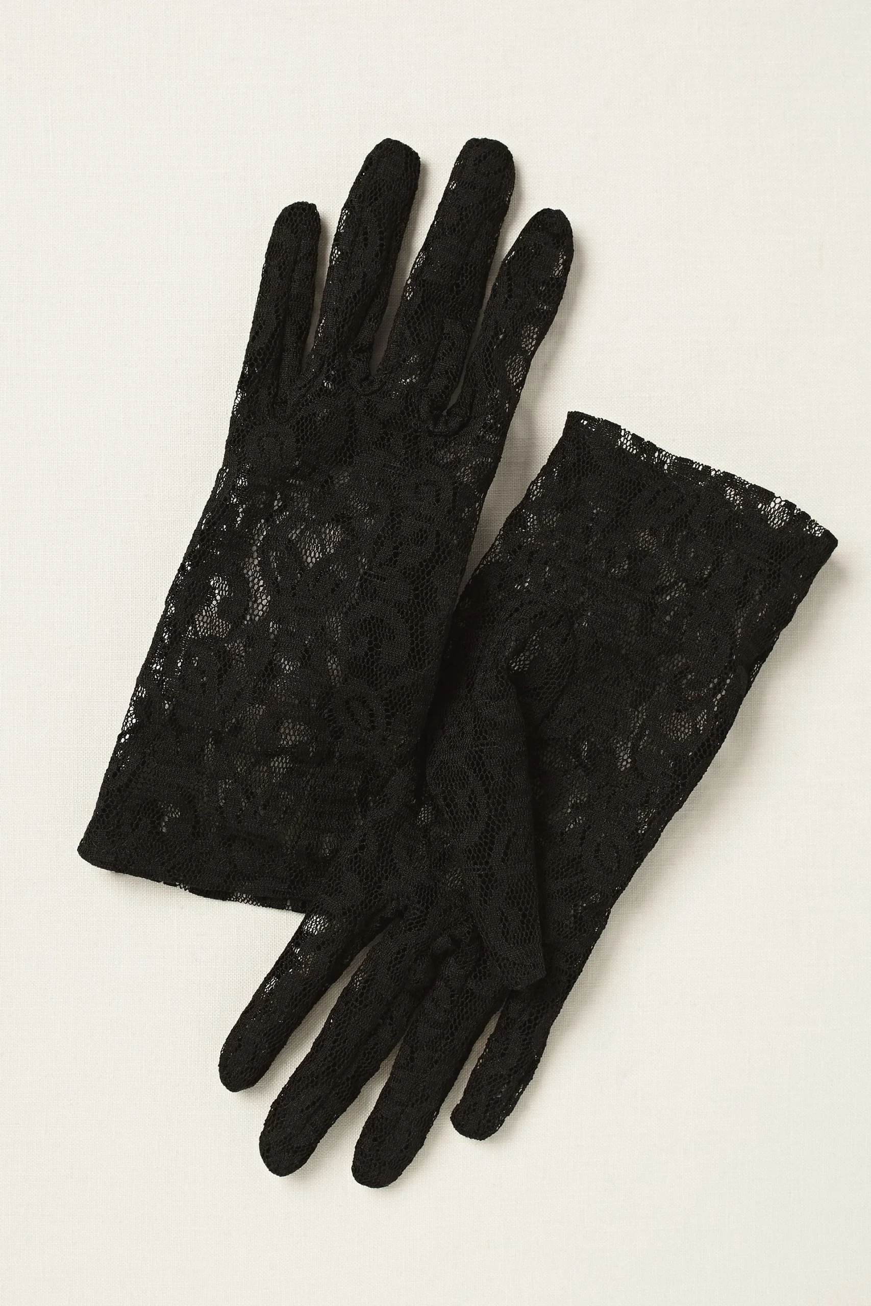 Lace Wrist-Length Gloves