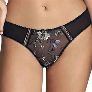 Lauren Brief