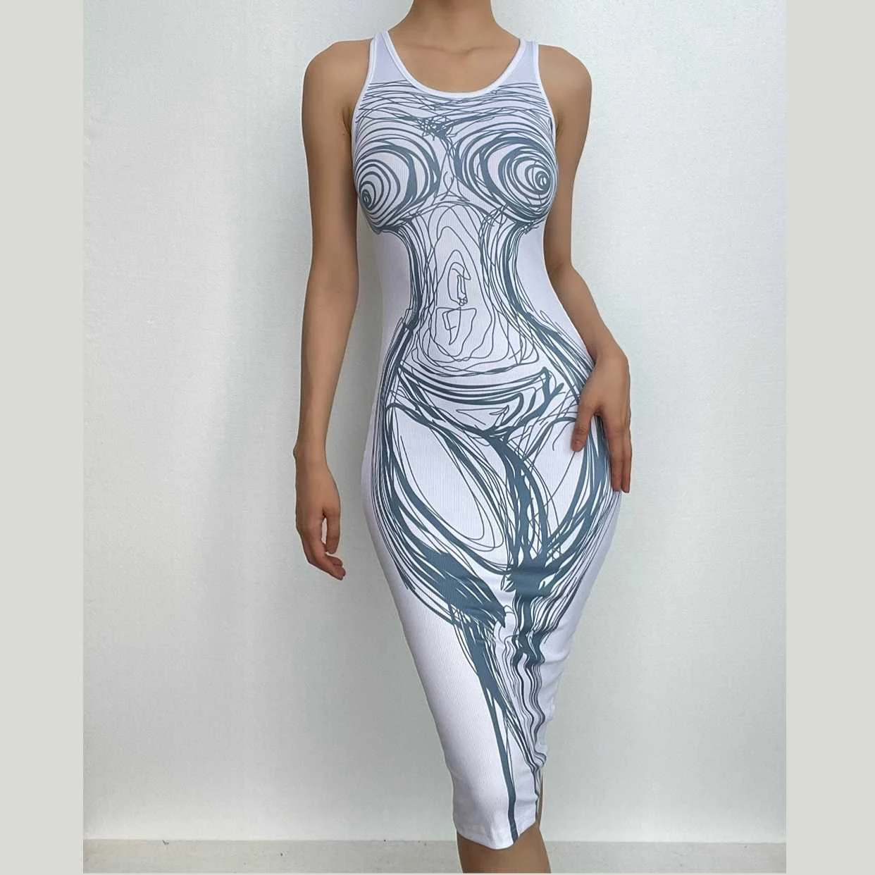 Line pattern contrast u neck body print sleeveless midi dress