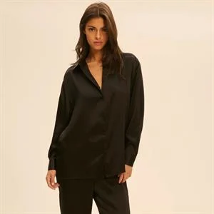 Love Me Long Sleeve Night Shirt