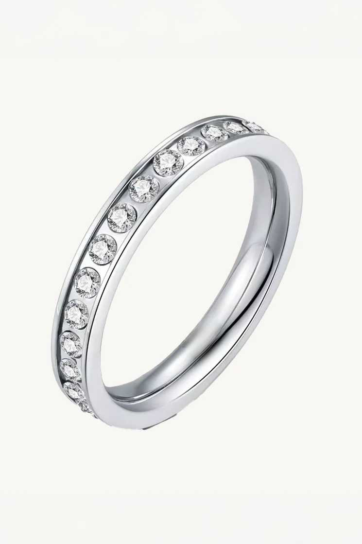 Lumine Moissanite Ring